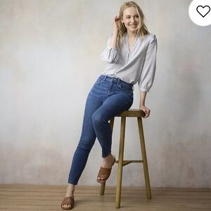 LC Lauren Conrad Blue Skinny Crop Jeans Women’s 4 Stretch Denim